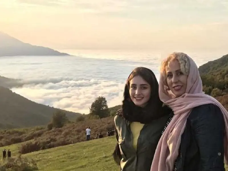 سها نیاستی
