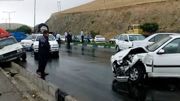 تصادف زنجیره ای خونین در محور بروجن- لردگان