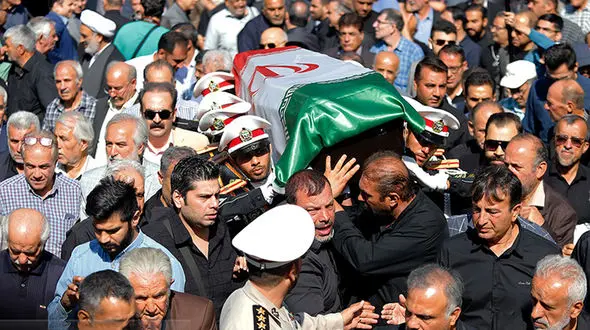 چهره‌ها در تشییع پیکر جعفر کاشانی+عکس