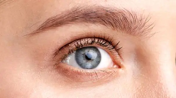 درمان شوره ابرو چگونه است؟