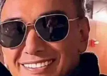 دانلود آهنگ باشکوه شادمهر عقیلی / قفل قفس رو بشکنه ...