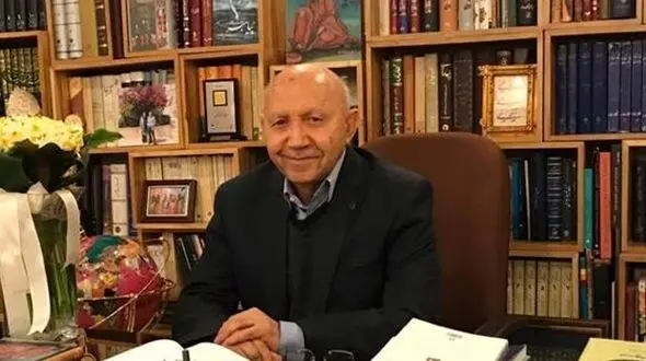 فیلم/ بهترین سخنرانی دکتر الهی قمشه‌ای: آدما دلشون گرفته اصلا هیچ چیزی شادشون نمیکنه...