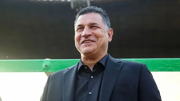 دیدار جالب خانوم گُل جنوب شهری با علی دایی در بانک: من و آقای گل جهان بانک هامون مشترک بود 