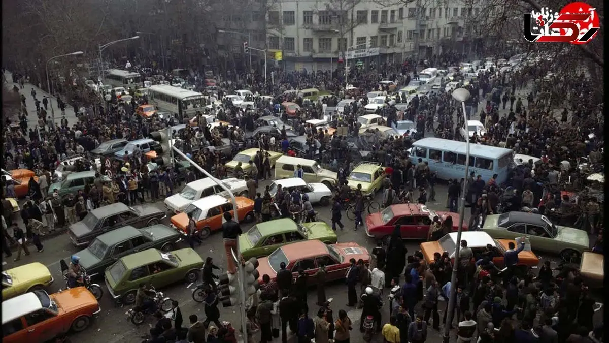 تصاویر جالب از شهر تهران بعد از خروج شاه و فرح 