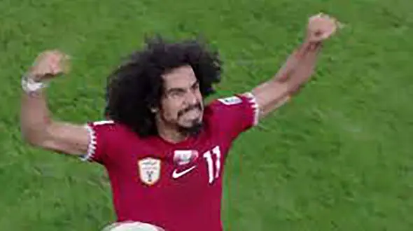 گل دوم قطر به ایران توسط اکرم عفیف