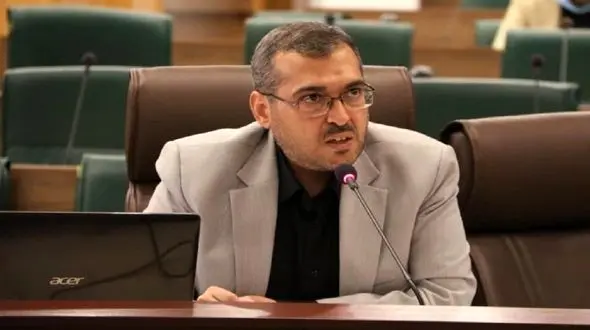 احسان اصنافی هنوز شهردار است / شاید شنبه برکنار شود 