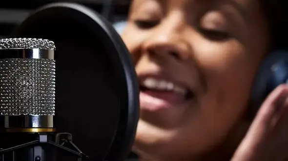 فیلم صدای سوزناک و جادویی دوقلو های افسانه ای ایران ! / آوازخوانی تکرار نشدنی ! 