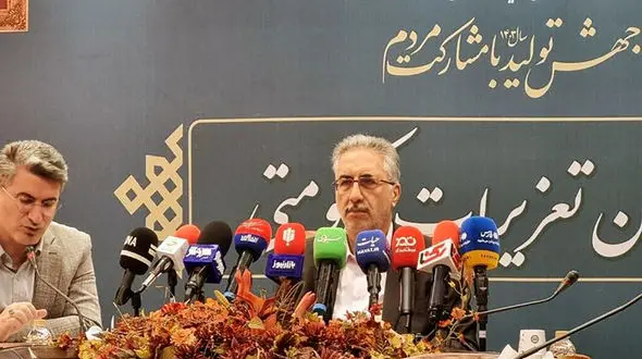 مردم شکایات خود از خودروسازان را در سامانه 135 ثبت کنند / تغییر قیمت کالاها در فروشگاه های زنجیره ای تخلف است 