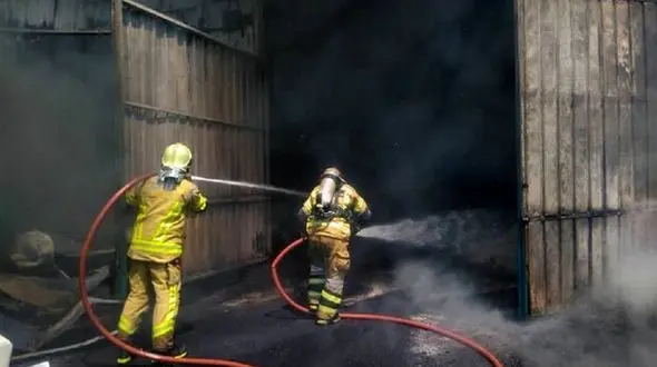 آخرین جزئیات از آتش سوزی بازار تهران/چند مغازه سوخت؟