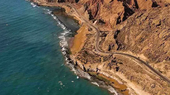 از حسینیه بنی فاطمه شش بادگیری در یزد تا گردنه عشاق هرمزگان