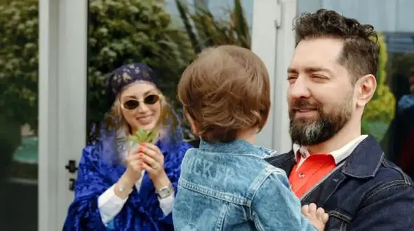 نگاهی به صبحانه مقوی جان، پسر تُپل مُپل بهرام رادان با خلاقیت تحسین برانگیز مینا مختاری در چیدمان پنکیک به شکل پوه/مادرای ایرانی بچه‌ها رو اینطوری عاشق غذا کنین