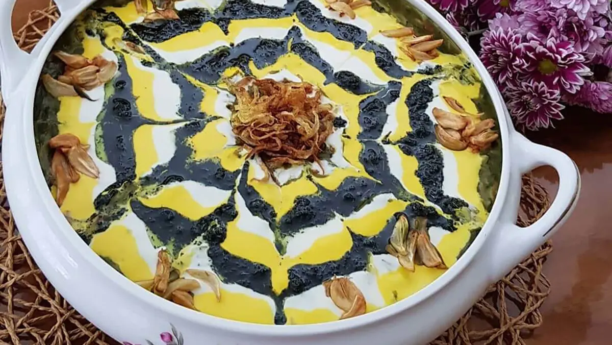 فیلم طرز تهیه آش رشته بدون حبوبات