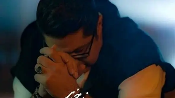 دانلودآواز باشکوه حجت اشرف زاده  /  آهنگ «من را با خود ببر»  / مثل سایه با توام در خیال خودم + متن