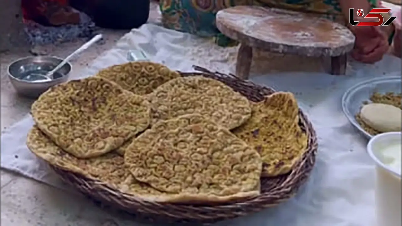 طرز تهیه غذای روستایی / نان گردویی با ماست محلی + فیلم