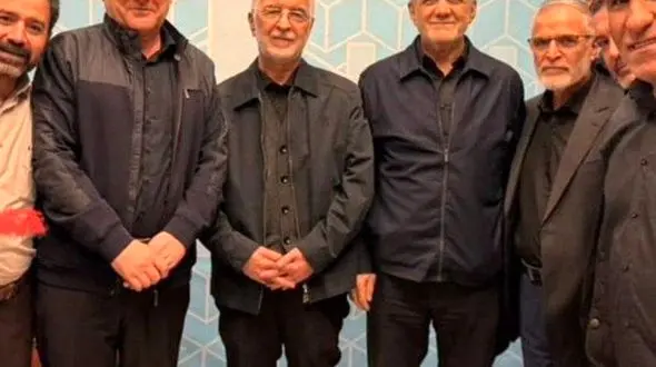 حضور مسعود پزشکیان در ستاد انتخابات شوراها + عکس