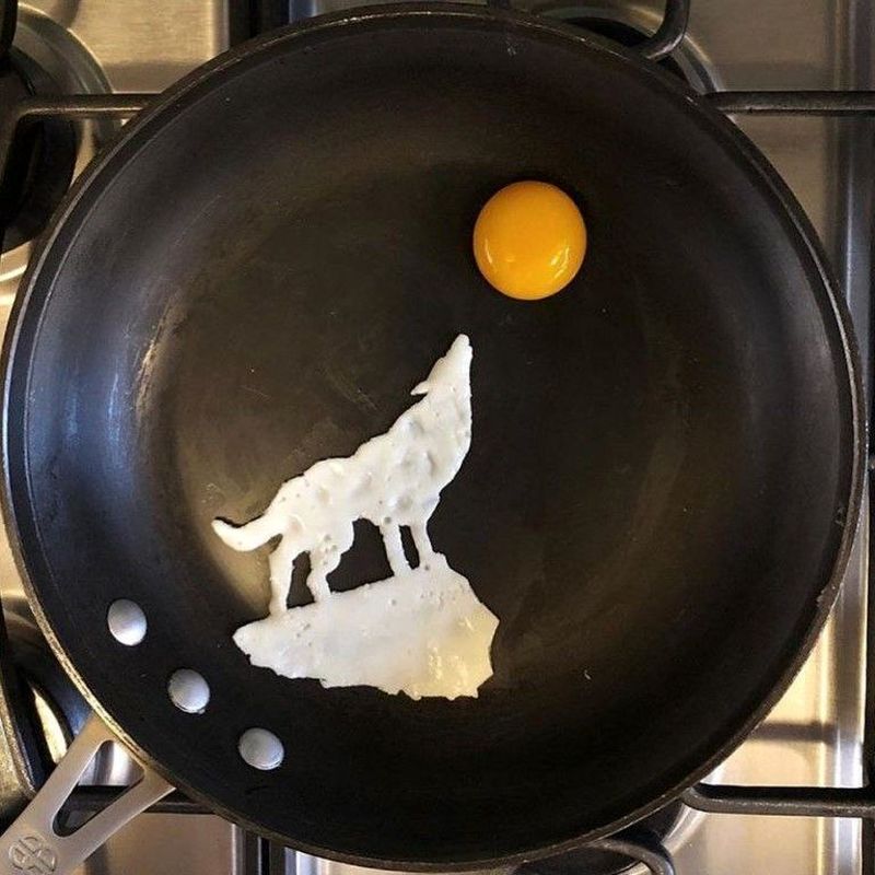 نیمرو به شکل گرگ