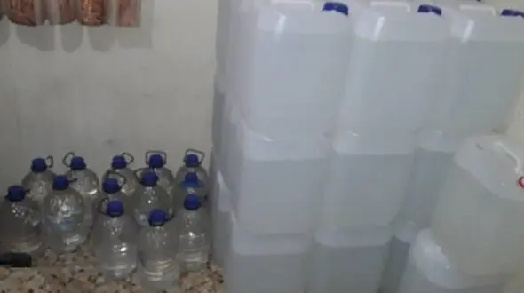 کشف انبار الکل احتکار شده در میاندوآب
