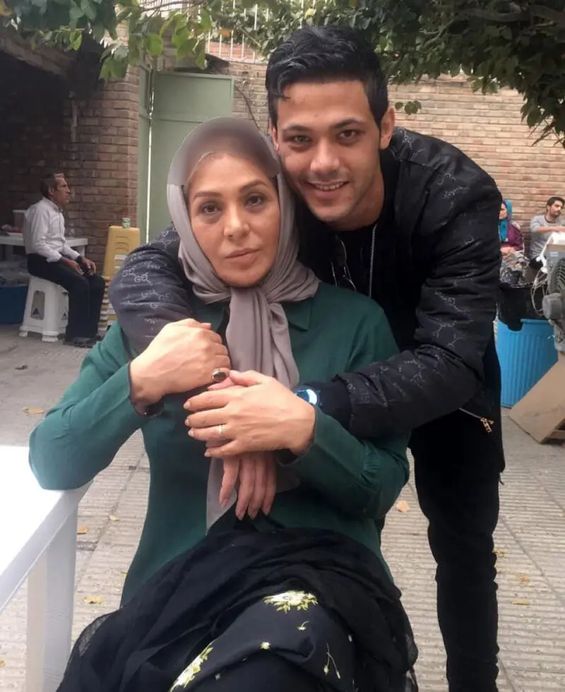نسرین مقانلو