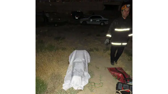 مرگ هولناک مرد ۴۰ ساله در عمق سیاهی / نیشابور + عکس