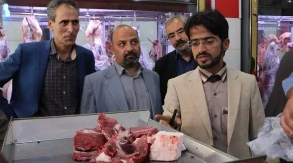پلمپ فروشگاه زنجیره‌ای و قصابی گران فروش در زرند + عکس 