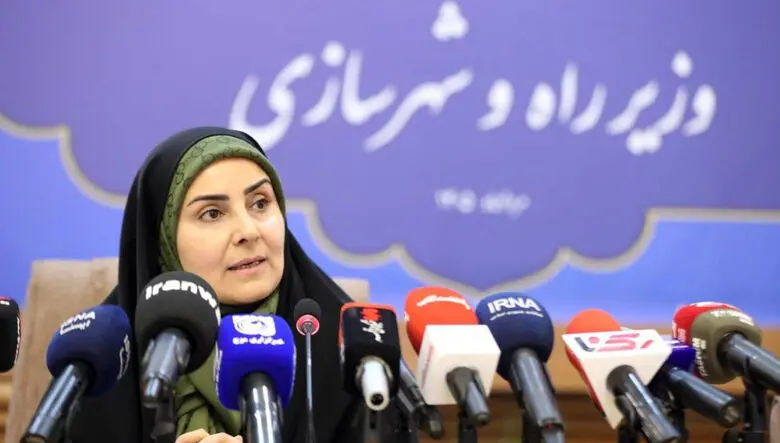 خلبانانی که برای رساندن دارو دل به آسمان جنگ زدند؛ روایت فرزانه صادق از حمله به دو هواپیما