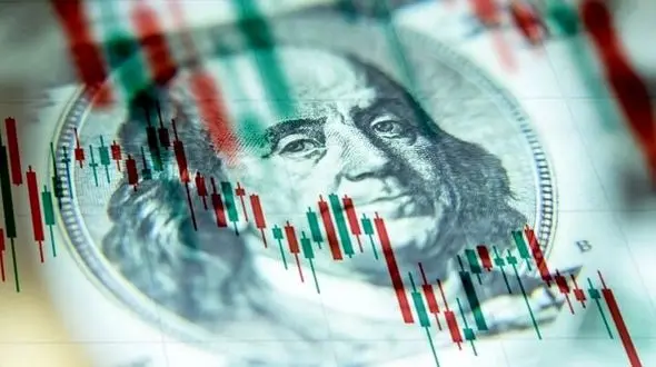 عرضه دلار در بازار شدت گرفت؛ سقوط قیمت دلار به میزان ۱۳۹۵ تومان!