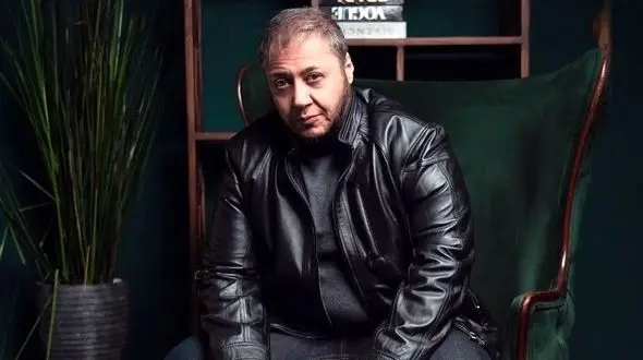 فیلم مازیار لرستانی شهره سابق : از وقتی مرد شدم خیلی خوشحالم/ خانه مجردی اش با سلیقه مردانه چیدمان شده