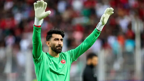 بیرانوند در راه بازگشت به پرسپولیس/ تراکتور مانع می شود؟