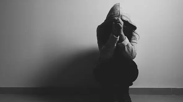 لاغری تضمینی به قیمت از دست دادن شنوایی/ ماجرای واقعی از بلایی که سر دختر مشهدی آمد