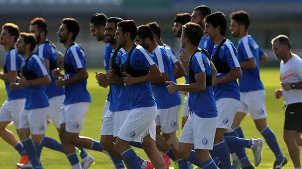 ۳ گزینه منصوریان برای کنار گذاشتن از استقلال