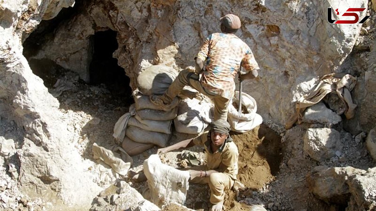 آخرین وضعیت کارگران مصدوم در ریزش معدن خاک نسوز / مصطفی جباری فوت کرد