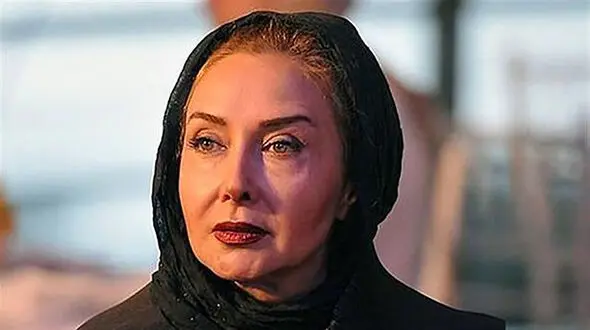 پوشش متفاوت کتایون ریاحی در این سریال بحث‌برانگیز شد