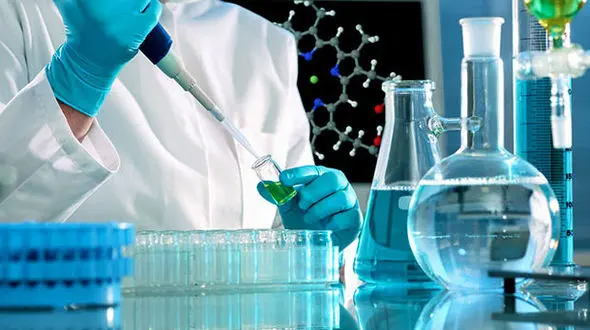 با کمک لیزر یخ همزمان مایع و جامد ساخته شد