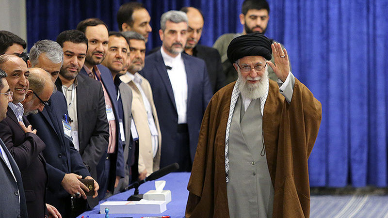 انتخابات تا ساعت ۲۳:۳۰ تمدید شد/ رئیس قوه قضاییه: انتخابات بهترین پادزهر در مقابل توطئه‌هاست/ شمخانی: مردم برنده انتخابات هستند