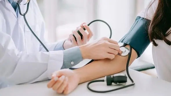 مقصر خطاهای درمانی همیشه یک نفر نیست؛ سیستم را اصلاح کنیم