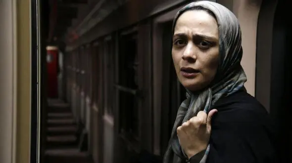 ایفای نقش مارال جوان در یک فیلم 