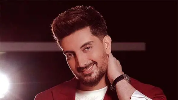 دانلود آواز باشکوه فرزاد فرزین  / آهنگ آخ تویی جواهر تو دلبری چه ماهر !