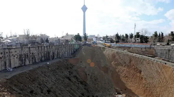 33 گود پرخطر زیر گوش تهرانی ها / وزارت نفت، مالک یکی از گودهای بسیار خطرناک !
