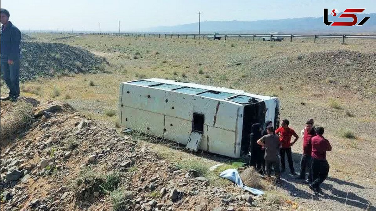 12 کشته در تصادف زائران پاکستانی زائران اربعین حسینی در بلوچستان / در بازگشت از عراق رخ داد