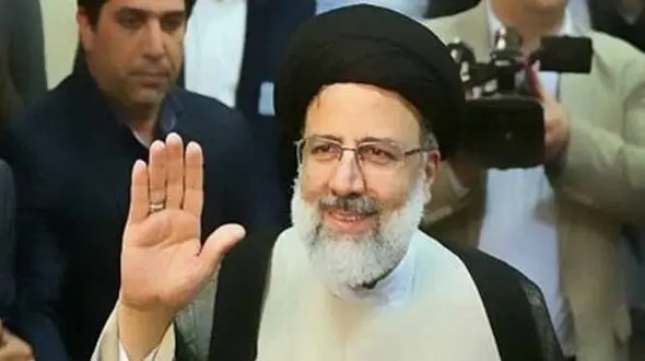 رئیس قوه قضائیه وارد یزد شد