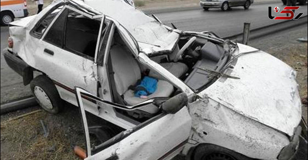 سقوط سنگ روی خودروی پراید در جاده چالوس + جزییات