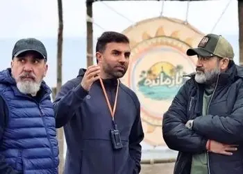 فیلم / یادی کنیم از روزی که پدر مهران غفوریان آب پاکی را ریخت روی دست پهلوی: شاه باید بدونه امام تنها نیست حتی ساواکی ها هم پشت سرشن/ مهران غفوریان: این پدر من نیست!