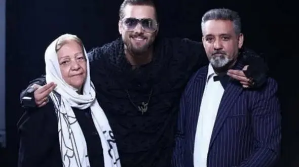 فیلم / امیر مقاره: هیچوقت بچه پولدار نبودم ... از اول مستاجر بودیم و محله‌های پیروزی،افسریه و... رو میچرخیدیم...