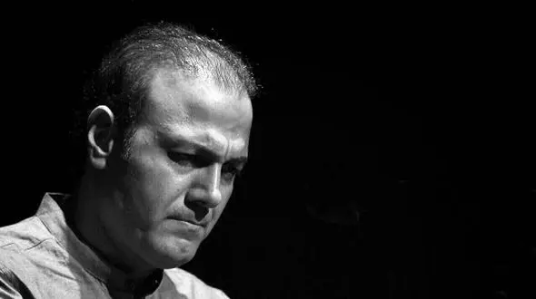 فیلم آواز فوق العاده زیبای علیرضا قربانی و خواننده آذربایجانی/ واقعا روح رو به پرواز درمیاره!+فیلم