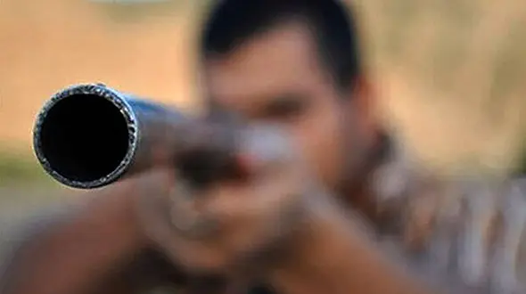 تیراندازی وحشت آور برای قدرتنمایی در آبادان / پلیس وارد عمل شد