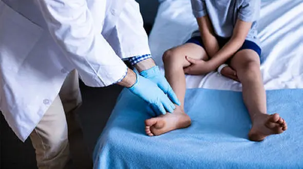 دیستروفی عضلانی، بیماری که فقط به سراغ پسران می‌رود+ نشانه‌ها و راه‌های درمان