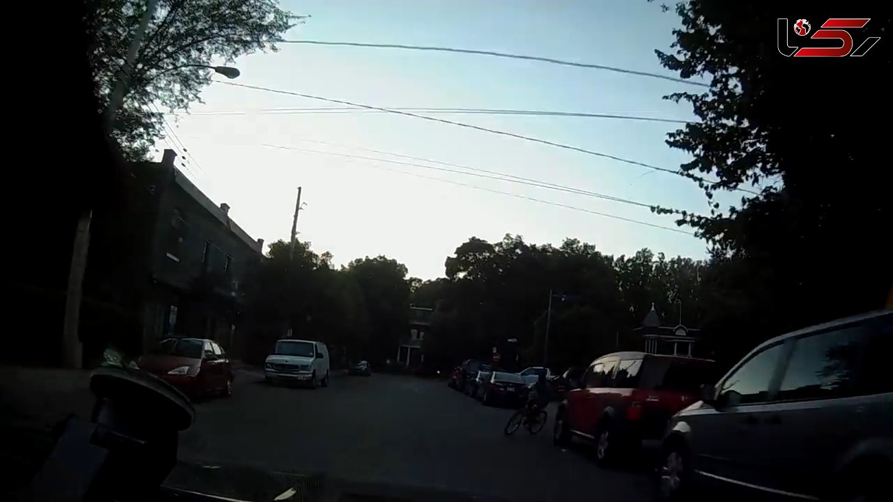 تصادف خودرو با یک کودک دوچرخه سوار + فیلم