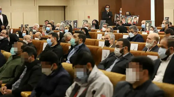 اولین عکس از متهمان پرونده هواپیمای اوکراین / خانواده قربانیان در دادگاه حضور داشتند + عکس ها