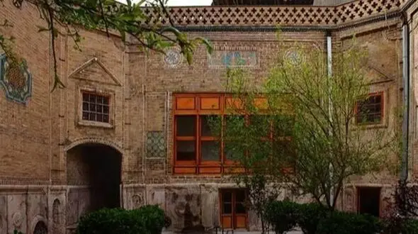 کشف خانه 150 ساله‌ ای که کلکسیون‌ دار تاریخ ایران است!