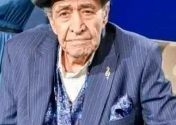 دانلود آهنگ باشکوه ایرج / اون که فدای عشقه ترسی به دل نداره...